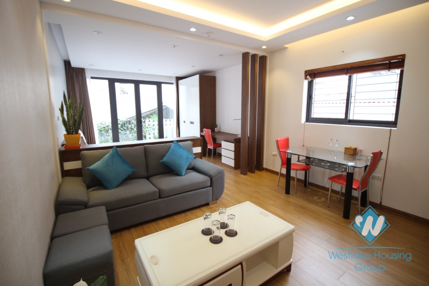 High floor studio with balcony for rent in Dong Da district, Ha Noi