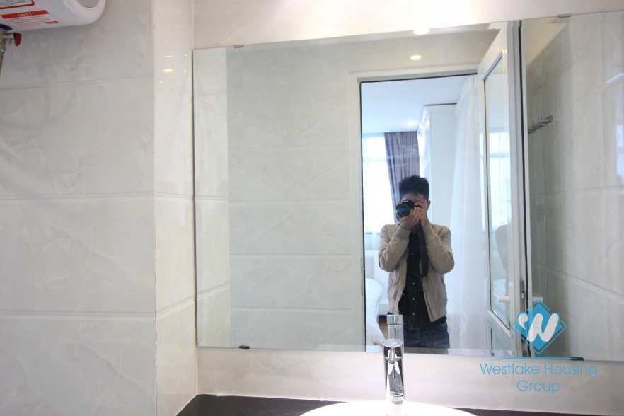 Nice view and bright apartment for rent in Yen Phu, Tay Ho, Ha Noi