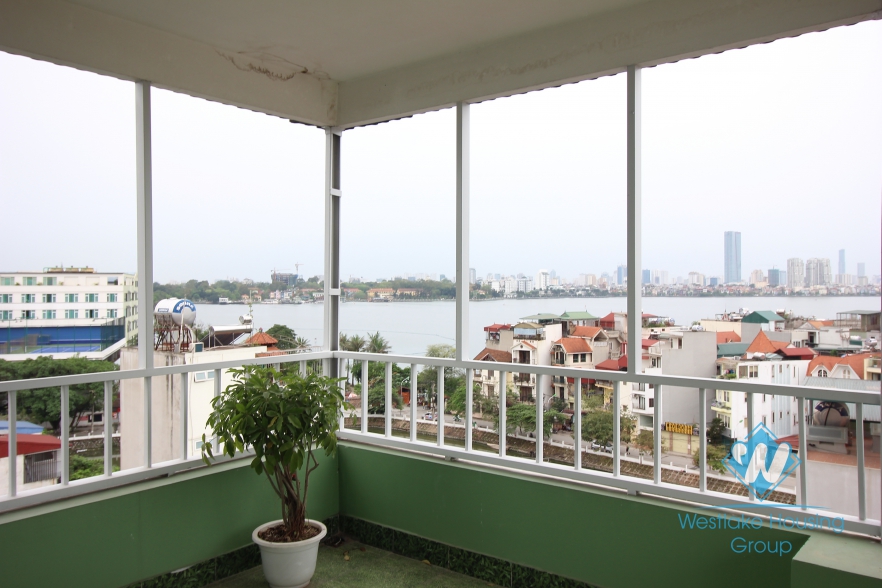 Nice view and bright apartment for rent in Yen Phu, Tay Ho, Ha Noi