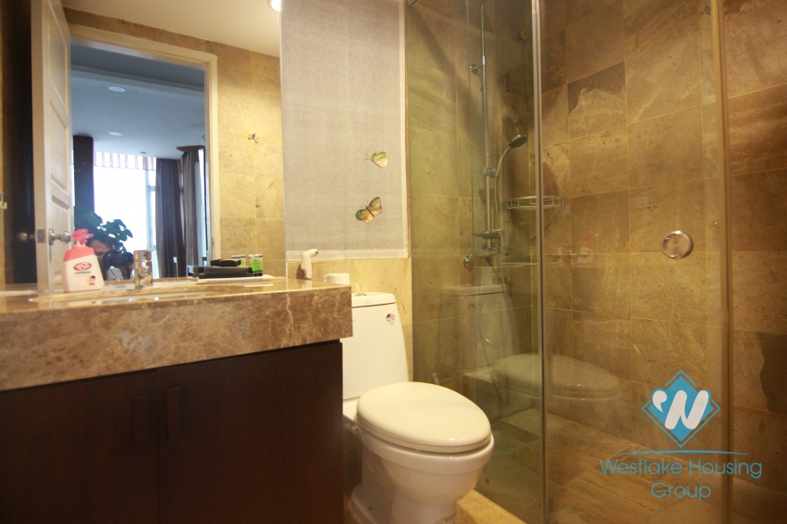 Tay Ho - Lake side apartment for rent with balcony and open living room