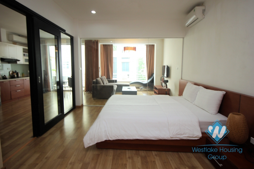 One bedroom service apartment for rent in centre of Hai Ba Trung District