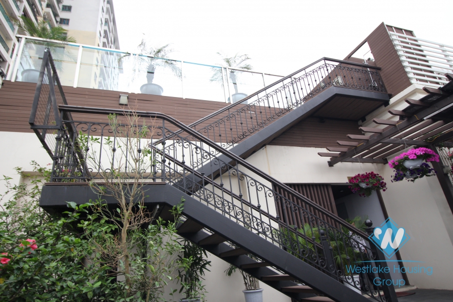 Brand new and luxurious 2 bedrooms apartment for rent in Hai Ba Trung area