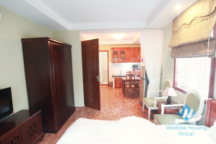 Available studio apartment for rent in Yen Phu, Tay Ho, Ha Noi