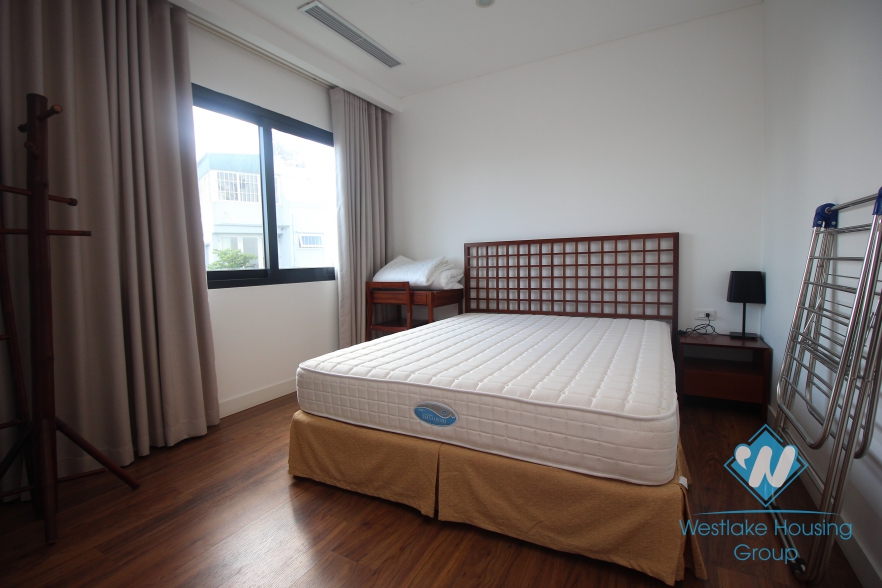 Modern apartment rental in a lakeside building in Dong Da,Hai Ba Trung Hanoi