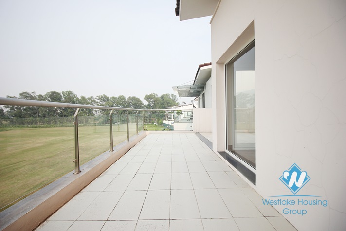 Hot property for rent in Ciputra, large backyard & modern design