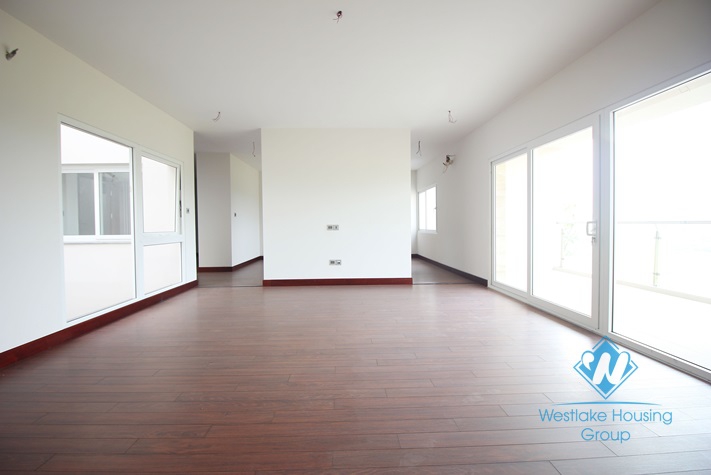 Hot property for rent in Ciputra, large backyard & modern design