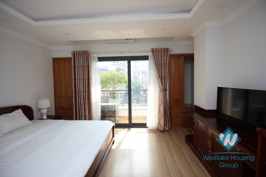 Big and bright one bedroom serviced apartment for rent in Hai Ba Trung