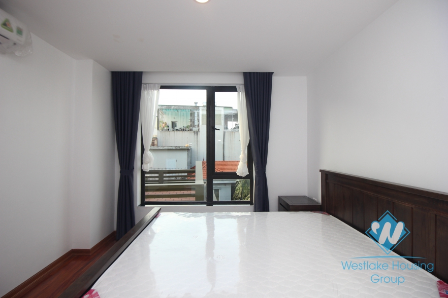 Lake view three bedrooms apartment for rent in Tay Ho, Ha Noi