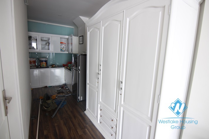 Newly and modern 01 bedroom apartment for rent in Tay Ho area, Hanoi. 