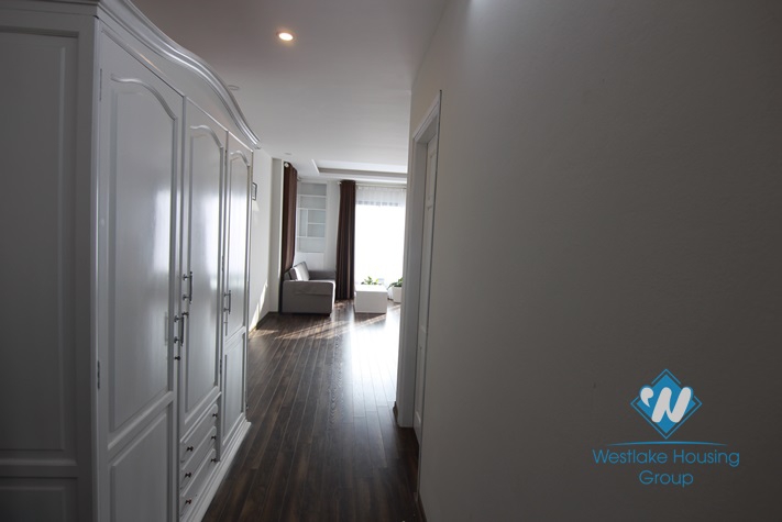 Newly and modern 01 bedroom apartment for rent in Tay Ho area, Hanoi. 