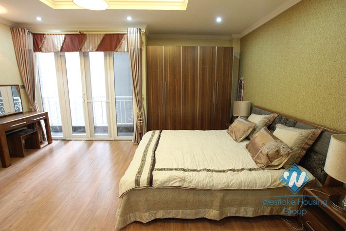 Luxury and nice design apartment for rent in Tay Ho, Ha Noi