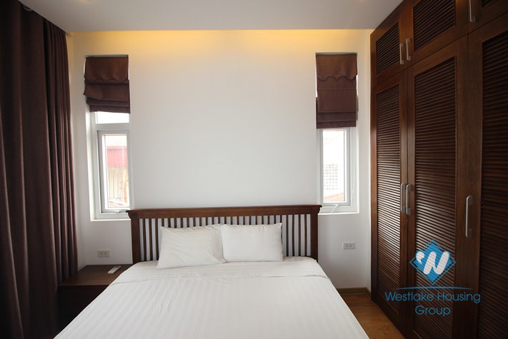 Bright  2 bedrooms apartment for rent on Xuan Dieu, Tay Ho, Hanoi 