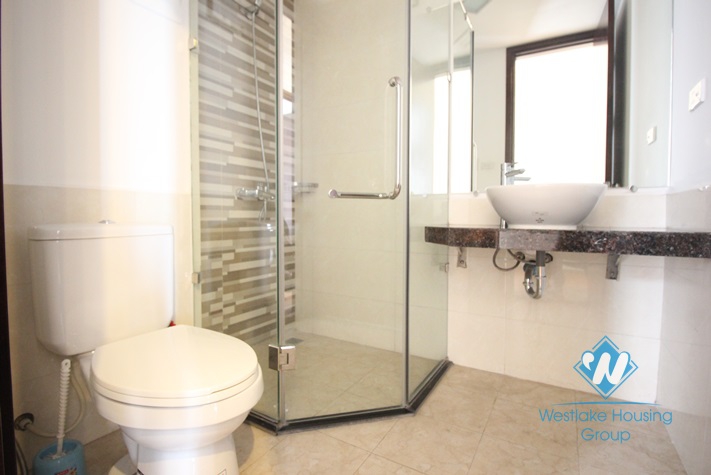 Bright  2 bedrooms apartment for rent on Xuan Dieu, Tay Ho, Hanoi 