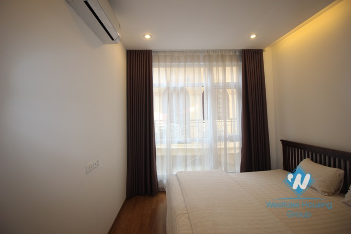 02 bedrooms apartment for rent in Tay Ho area, Quiet Place.