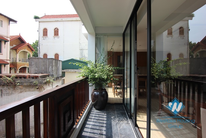 Nice  03 bedrooms apartment for rent in Tay Ho area, Ha Noi