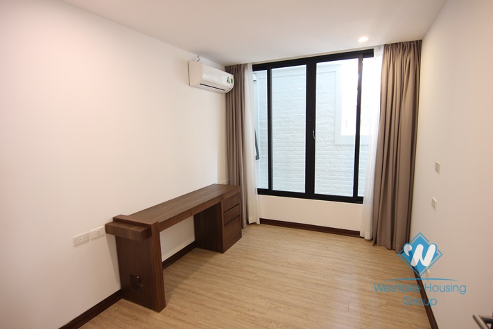 Nice  03 bedrooms apartment for rent in Tay Ho area, Ha Noi
