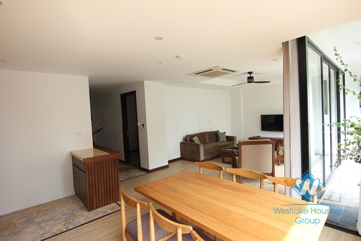 Nice  03 bedrooms apartment for rent in Tay Ho area, Ha Noi