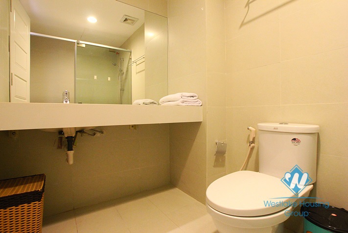 Lake front 2 bed apartment for rent in Xom Chua, Dang Thai Mai, Tay Ho