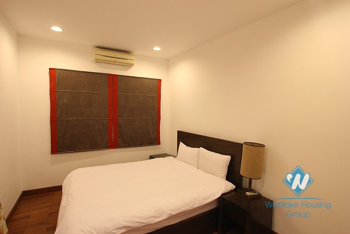 Lake front 2 bed apartment for rent in Xom Chua, Dang Thai Mai, Tay Ho