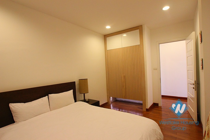 Lake front 2 bed apartment for rent in Xom Chua, Dang Thai Mai, Tay Ho