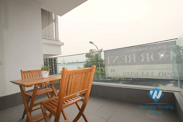 Lake front 2 bed apartment for rent in Xom Chua, Dang Thai Mai, Tay Ho