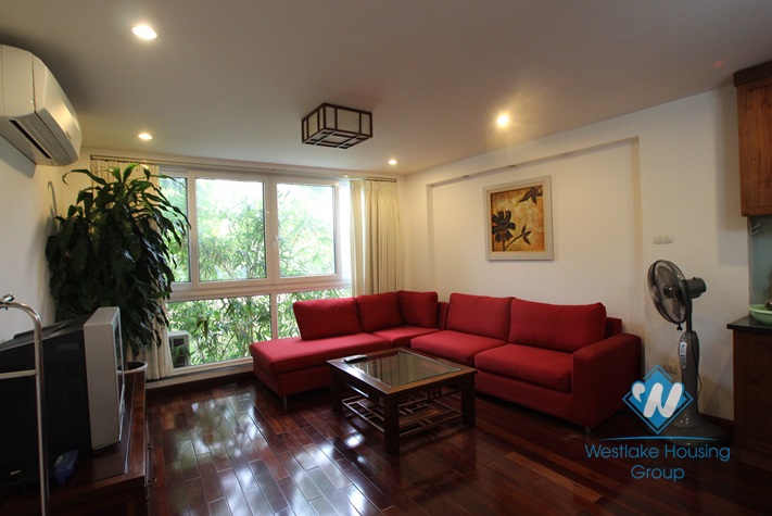One bedroom apartment with fully furniture for rent in Truc Bach, Ba Dinh, Ha Noi