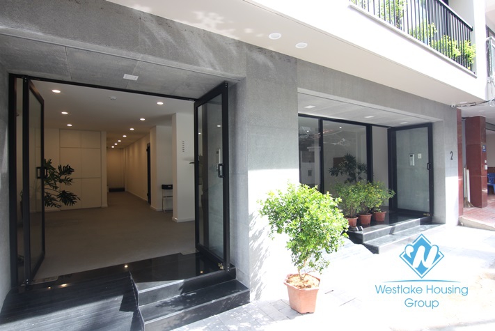 Nice and quiet apartment for rent in Tay Ho, Ha Noi