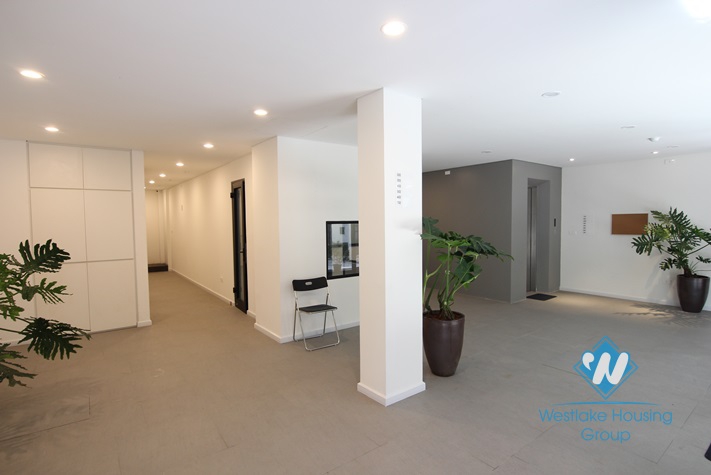 Nice and quiet apartment for rent in Tay Ho, Ha Noi