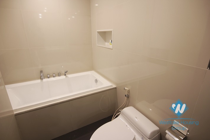Nice and modern studio for rent in Tay Ho area.