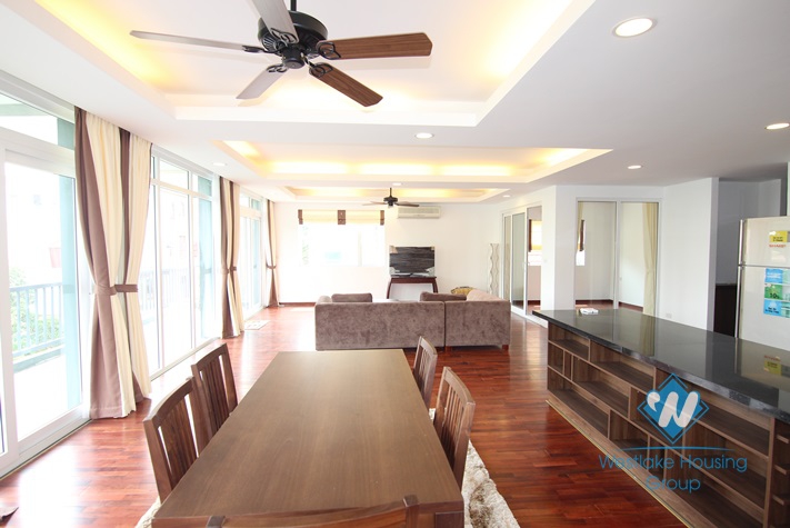 Beautiful 4 bedrooms apartment for rent on Au Co, Tay Ho, Hanoi