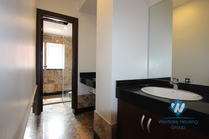Beautiful 4 bedrooms apartment for rent on Au Co, Tay Ho, Hanoi
