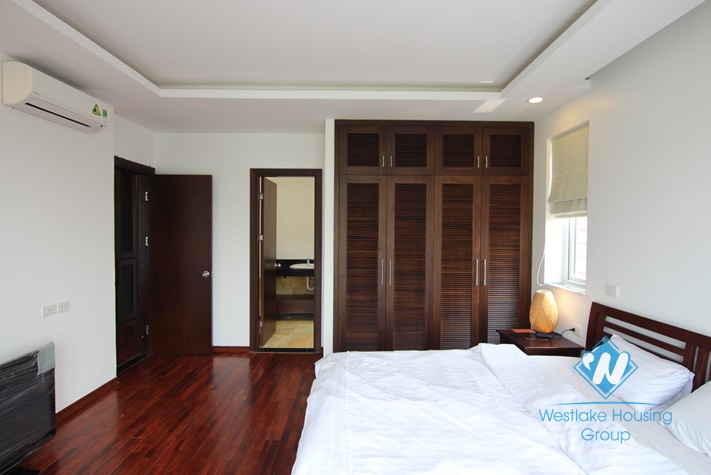 Beautiful 4 bedrooms apartment for rent on Au Co, Tay Ho, Hanoi