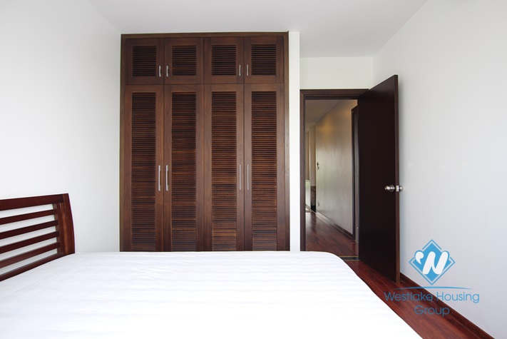 Beautiful 4 bedrooms apartment for rent on Au Co, Tay Ho, Hanoi