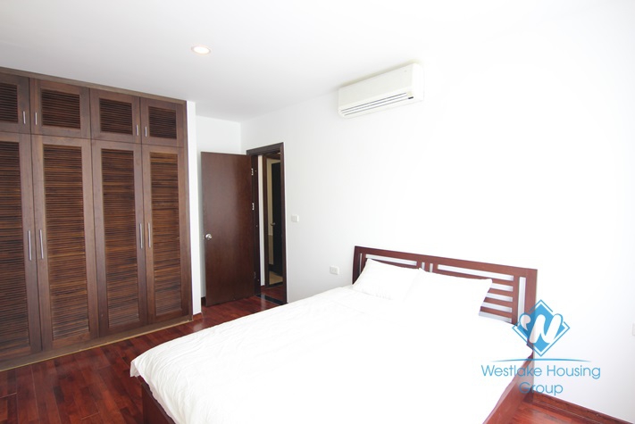 Beautiful 4 bedrooms apartment for rent on Au Co, Tay Ho, Hanoi