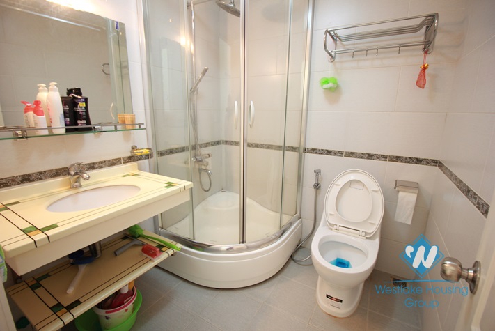 High quality but cheap price apartment for rent in Lac Long Quan, Tay Ho, hanoi, Vietnam