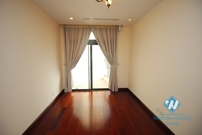 High floor three apartment for rent in Royal City, Ha Noi