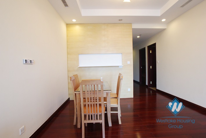 Apartment for rent in Royal city, Thanh Xuan district, Hanoi, high quality apartment for rent price 1100 US$/month