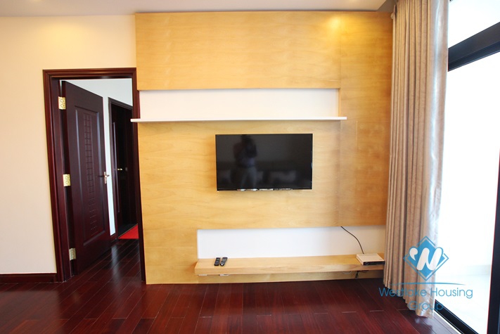 Apartment for rent in Royal city, Thanh Xuan district, Hanoi, high quality apartment for rent price 1100 US$/month