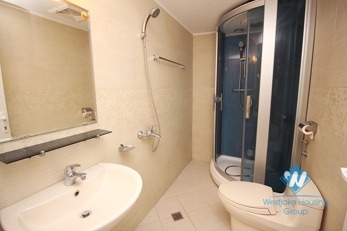 Beautiful house on the lake for rent in Yen Phu area, Tay Ho district 