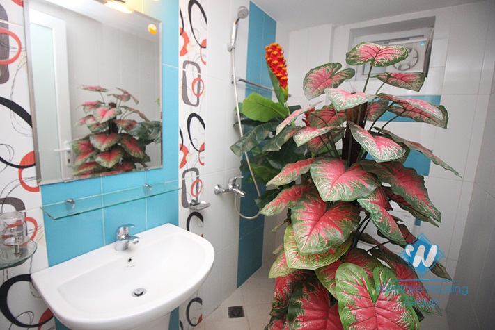 Beautiful house on the lake for rent in Yen Phu area, Tay Ho district 