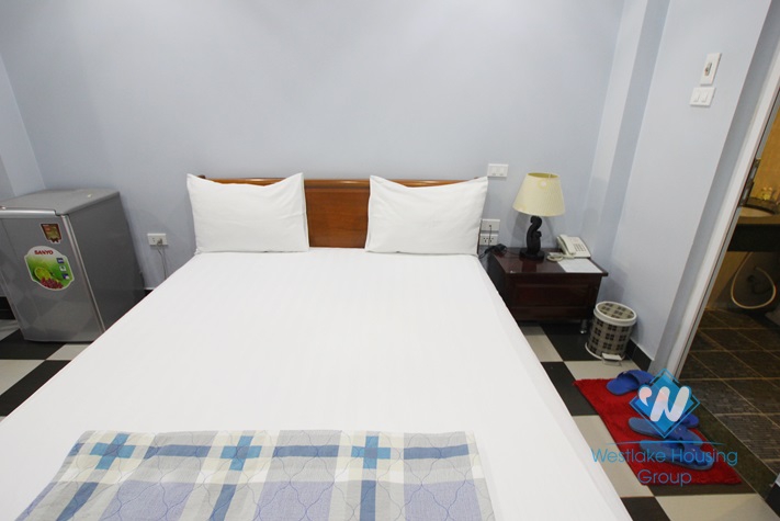 Budget nice studio for rent on Lac Long Quan Street, Tay Ho District, Ha Noi