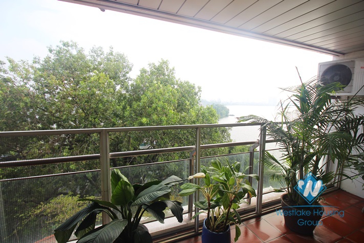 Wonderful lakeside apartment with great service for rent in Ba Dinh