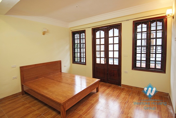 Brandnew apartment in To Ngoc Van alley, quiet and lots of light and air