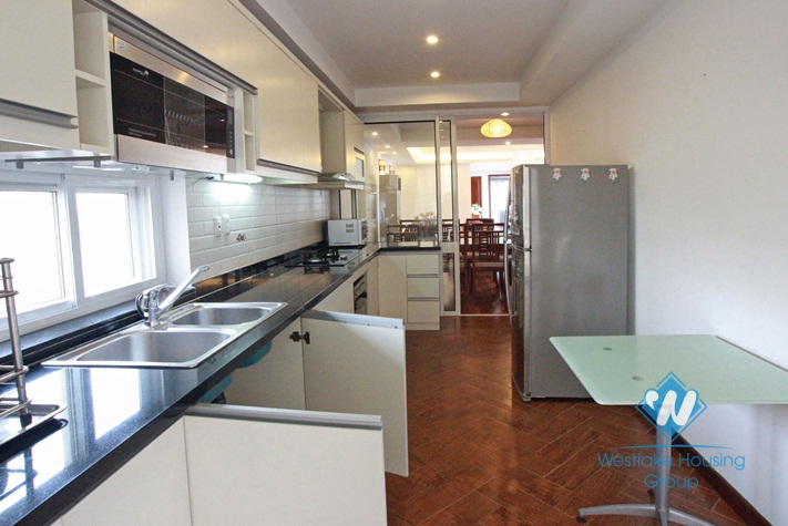 Large sized beautiful apartment for rent on Trich Sai, Tay ho