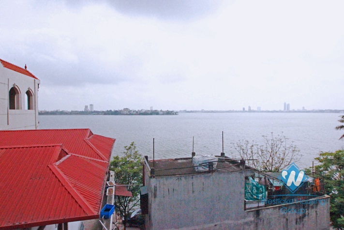 Large sized beautiful apartment for rent on Trich Sai, Tay ho