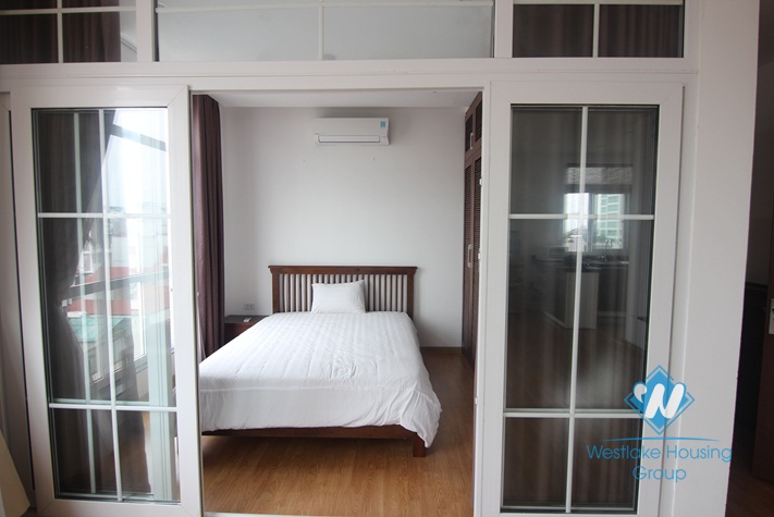 High floor, nice apartment 2 bedrooms for rent in Tay Ho area, Hanoi