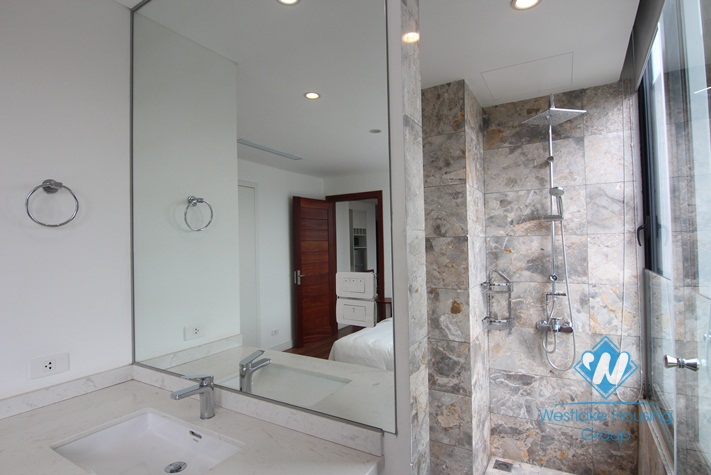 Lakeview apartment for rent in Dong Da, Hai Ba Trung, Hanoi
