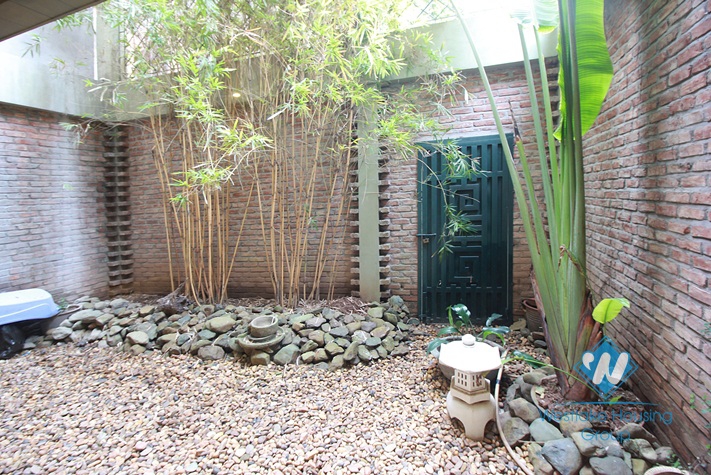 House with beautiful court yard and garden for rent in Tay Ho