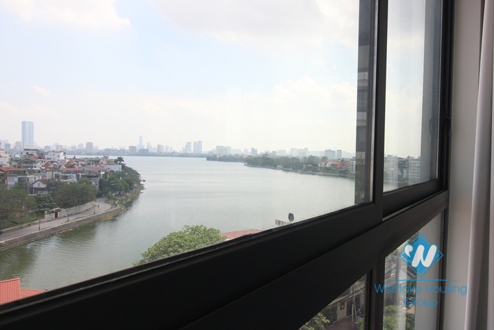 Lakeview super modern apartment for rent on Xuan Dieu, Tay Ho