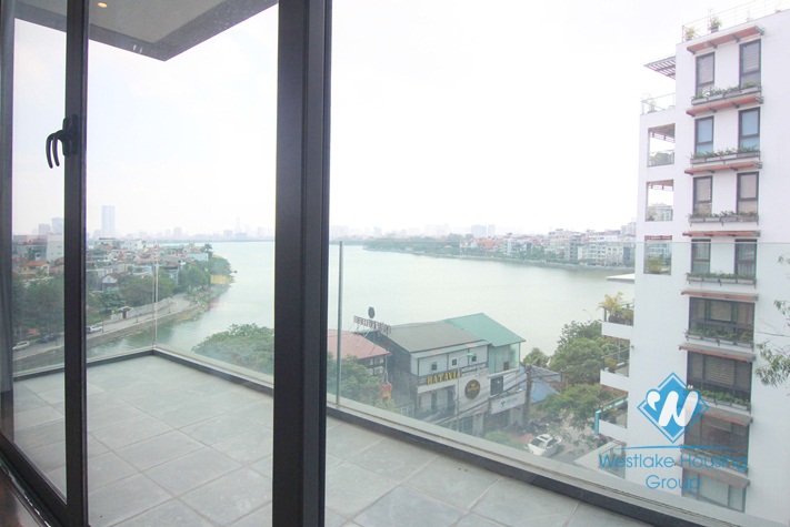 Lakeview super modern apartment for rent on Xuan Dieu, Tay Ho